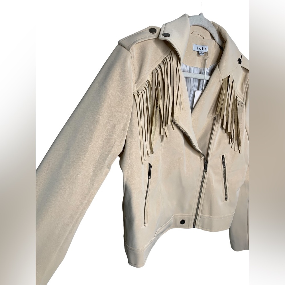NWT FATE Vegan Leather Fringe Moto Jacket Size Large Cream Color - Picture 9 of 9